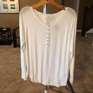 American Eagle Soft&Sexy White Button Down Henley